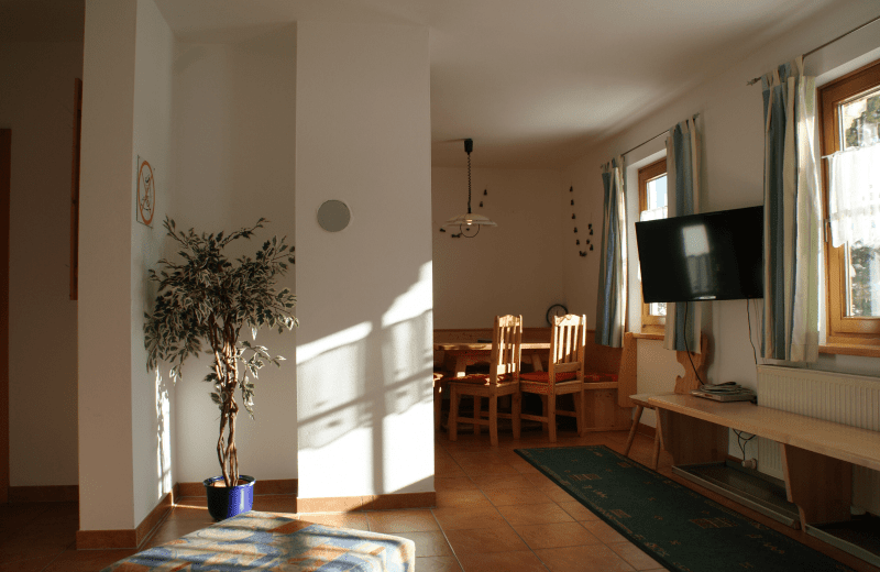 Roland almhutte unten 3